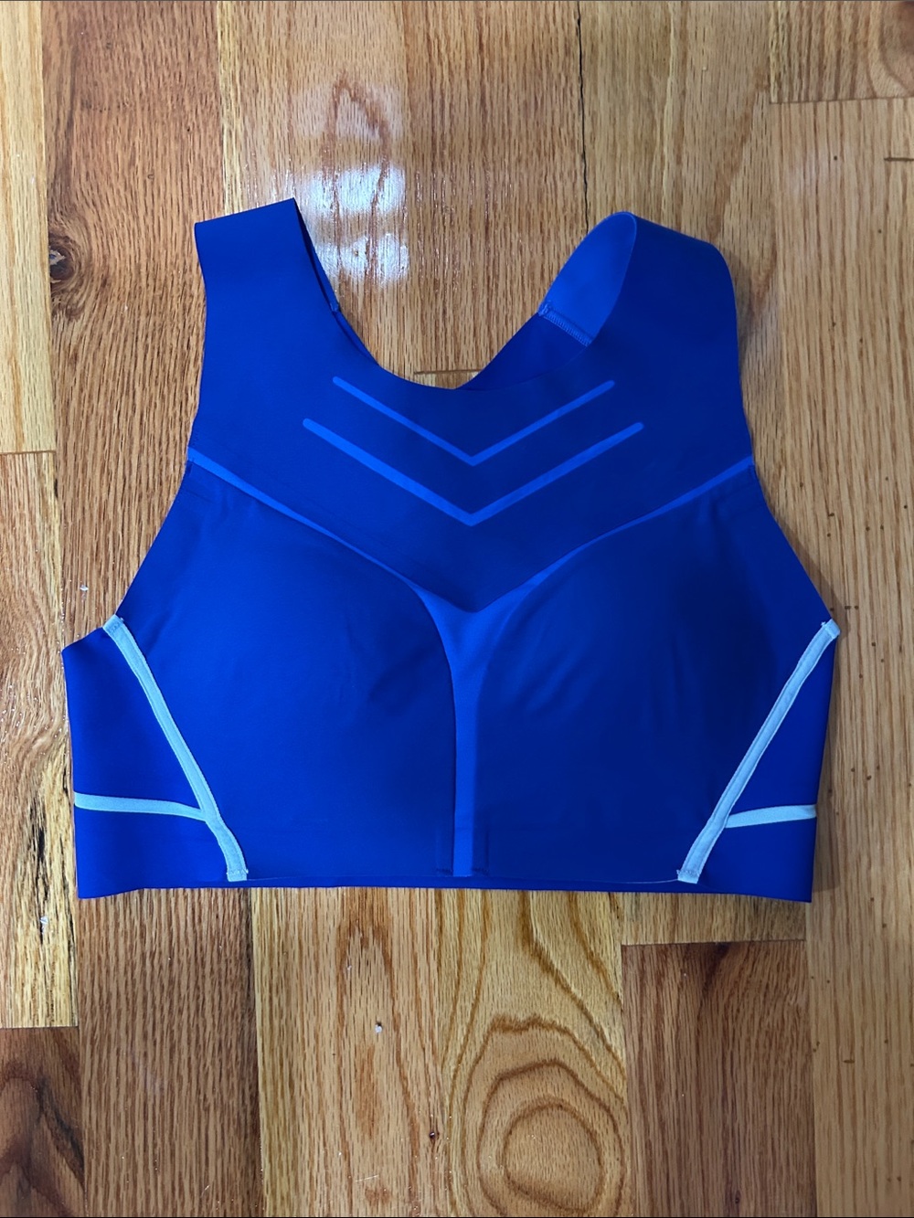 Brooks High-Neck Seamless Sports Bra in Royal Blue with Light Trim